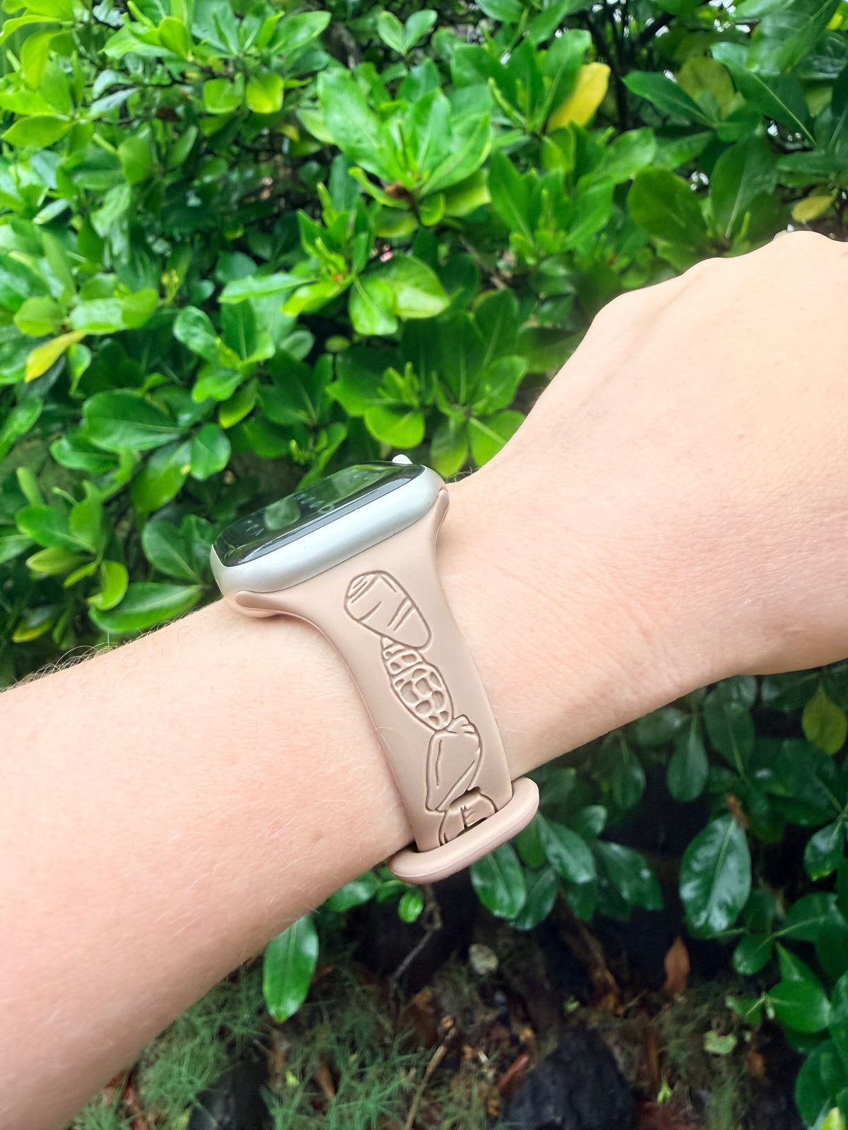 Taupe Shell Medley Slim Engraved Silicone Watchband Compatible with Apple Watch - SMALL WATCH - 38/40/41mm (42mm Series 10 & 11)
